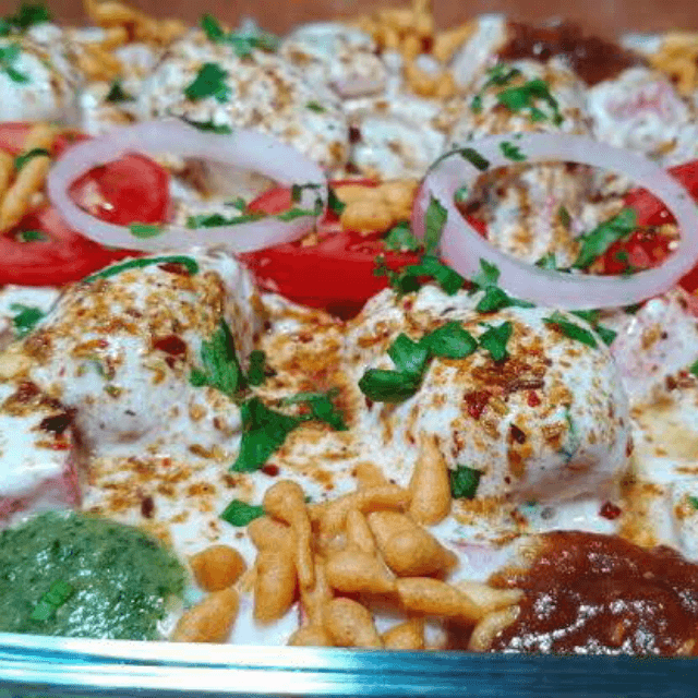 Dahi Bhalle Half Plate